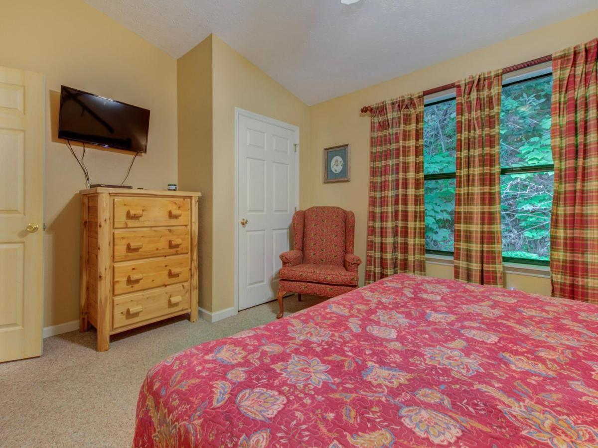 Great Expectations, 3 Bedrooms, Fireplace, Pool Table, Hot Tub, Sleeps 10 Гетлинбург Екстериор снимка